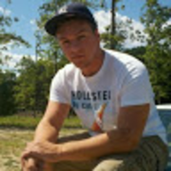 Meet your Posher, Eric - Picture 1 of 1